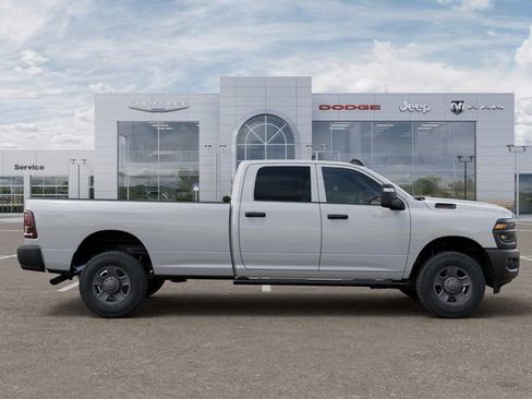New 2026 RAM 3500 Tradesman AWD/4WD image 21