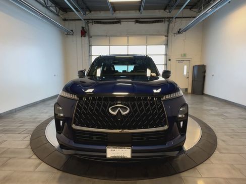 New 2026 INFINITI QX80 4WD image 3