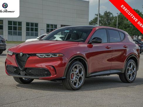 New 2025 Alfa Romeo Tonale w/ Premium Package AWD/4WD image 7