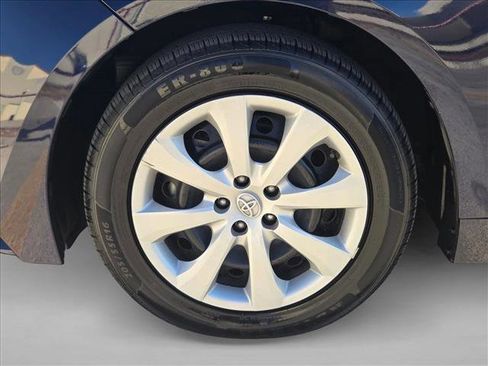 Used 2024 Toyota Corolla LE image 22