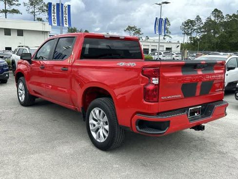 Used 2023 Chevrolet Silverado 1500 Custom AWD/4WD image 4