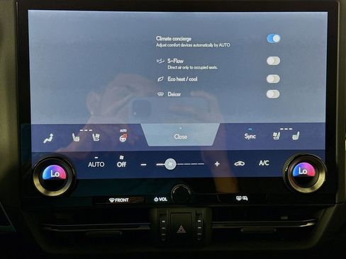 Used 2024 Lexus GX 550 image 16