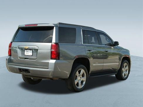 Used 2020 Chevrolet Tahoe LT w/ Luxury Package RWD image 9