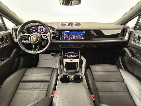 Certified 2024 Porsche Cayenne S AWD/4WD image 13