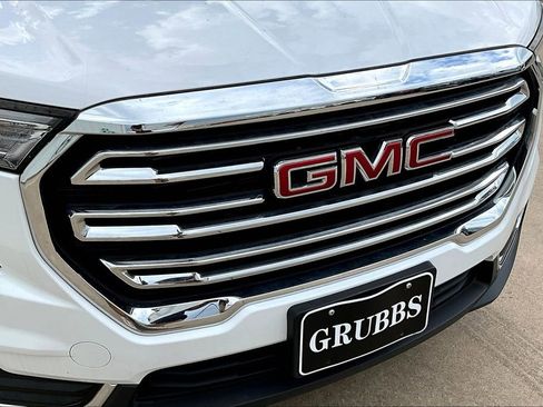 Certified 2024 GMC Terrain SLT image 37