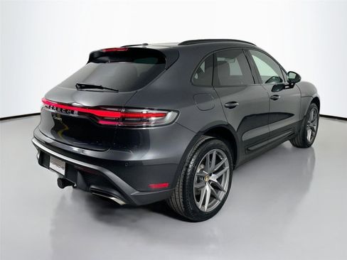 Certified 2025 Porsche Macan Turbo AWD/4WD image 7