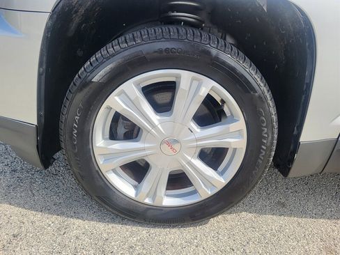 Used 2017 GMC Terrain SLE image 29