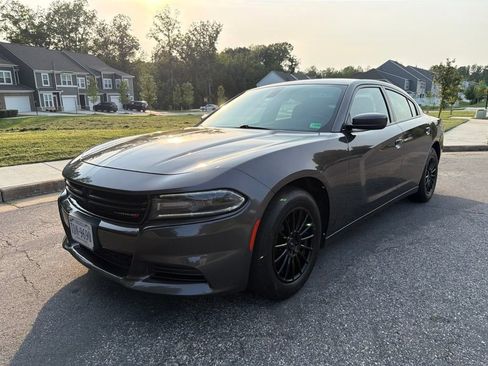 Used 2020 Dodge Charger SXT w/ Cold Weather Package RWD image 1