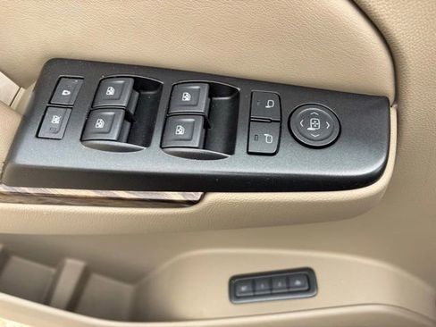 Used 2019 GMC Yukon SLT w/ Open Road Package AWD/4WD image 21
