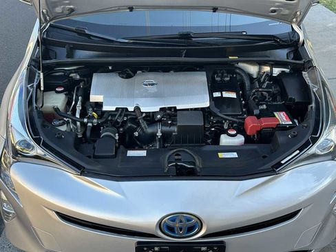 Used 2016 Toyota Prius Three Touring image 60