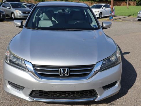 Used 2015 Honda Accord LX image 10