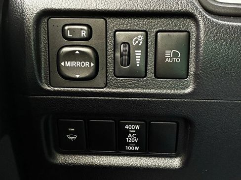 Used 2020 Toyota 4Runner Limited AWD/4WD image 10