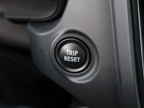 Used 2025 Subaru Forester Premium w/ Convenience Package #1 AWD/4WD image 38