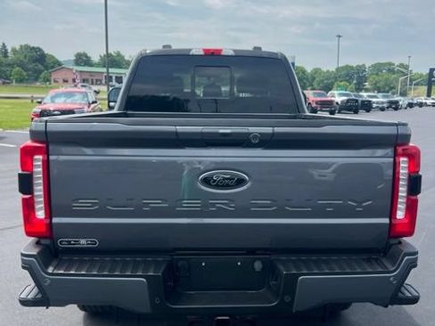 Used 2024 Ford F250 Lariat w/ Black Appearance Package AWD/4WD image 6