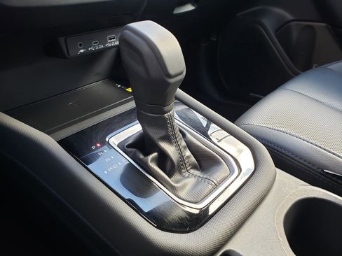 Used 2025 Subaru Forester Limited w/ Popular Package #2 image 25