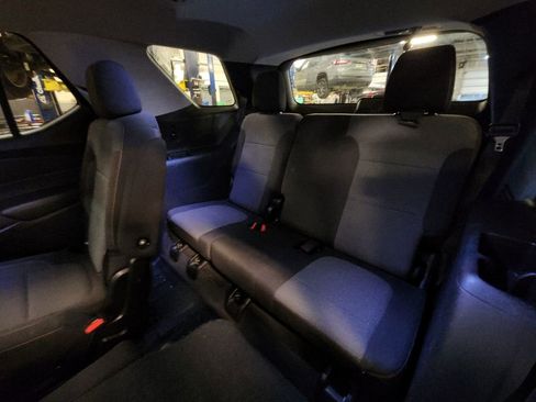 Used 2019 Chevrolet Traverse LT w/ LPO, Floor Liner Package AWD/4WD image 35