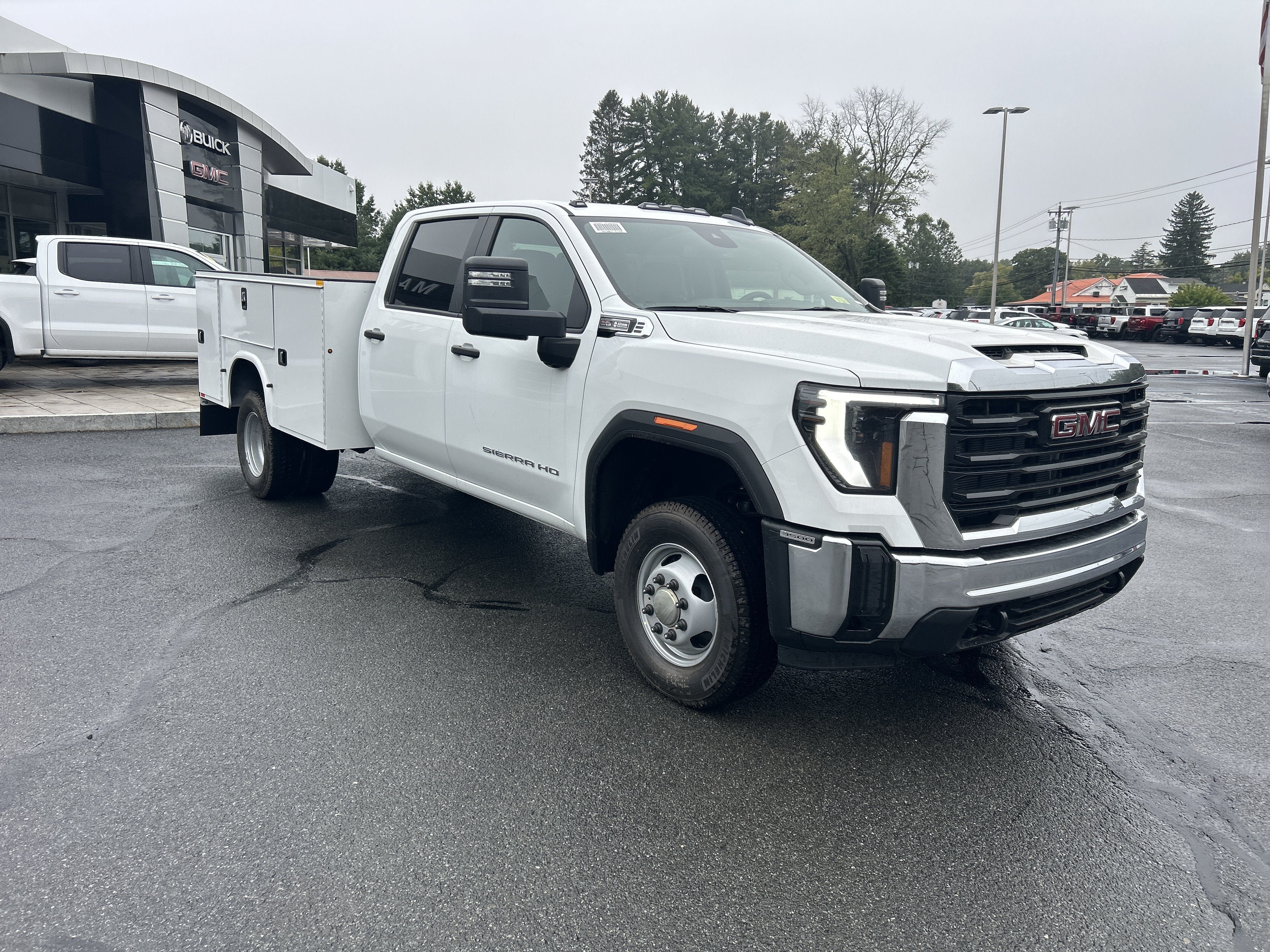 New 2026 GMC Sierra 3500 Pro w/ Convenience Package AWD/4WD image 13