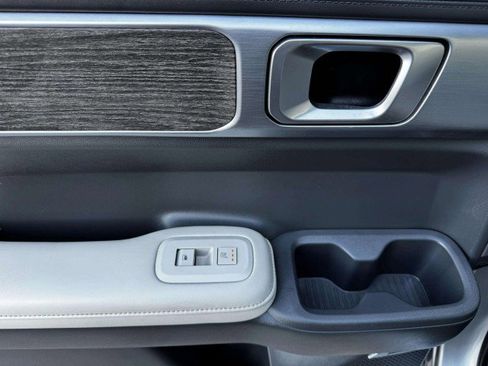 Used 2024 Hyundai Santa Fe Calligraphy image 36