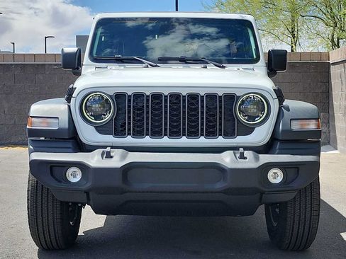 Used 2026 Jeep Wrangler Unlimited Sport AWD/4WD image 3