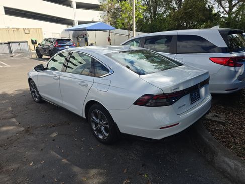 Used 2024 Honda Accord EX image 6