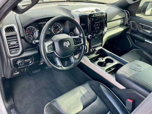 Used 2019 RAM 1500 Laramie image 38