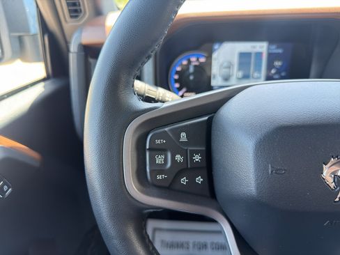 Used 2024 Ford Bronco Outer Banks AWD/4WD image 33