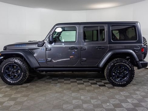 Used 2023 Jeep Wrangler Unlimited w/ Cold Weather Group AWD/4WD image 20