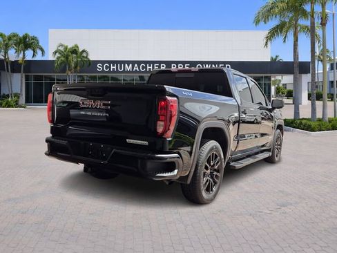 Used 2025 GMC Sierra 1500 Elevation w/ Elevation Premium Package image 7