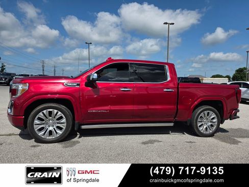 Used 2022 GMC Sierra 1500 Denali w/ Denali Premium Package AWD/4WD image 4
