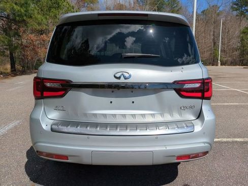 Used 2022 INFINITI QX80 Premium Select w/ Cargo Package image 5