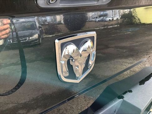 Used 2017 RAM 1500 Big Horn image 32