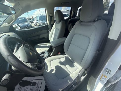 Certified 2019 Chevrolet Colorado W/T w/ Custom Special Edition image 23