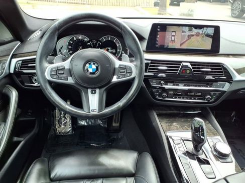 Used 2018 BMW M550i xDrive AWD/4WD image 11