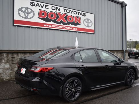 Certified 2025 Toyota Camry XSE w/ Premium Plus Package AWD/4WD image 5