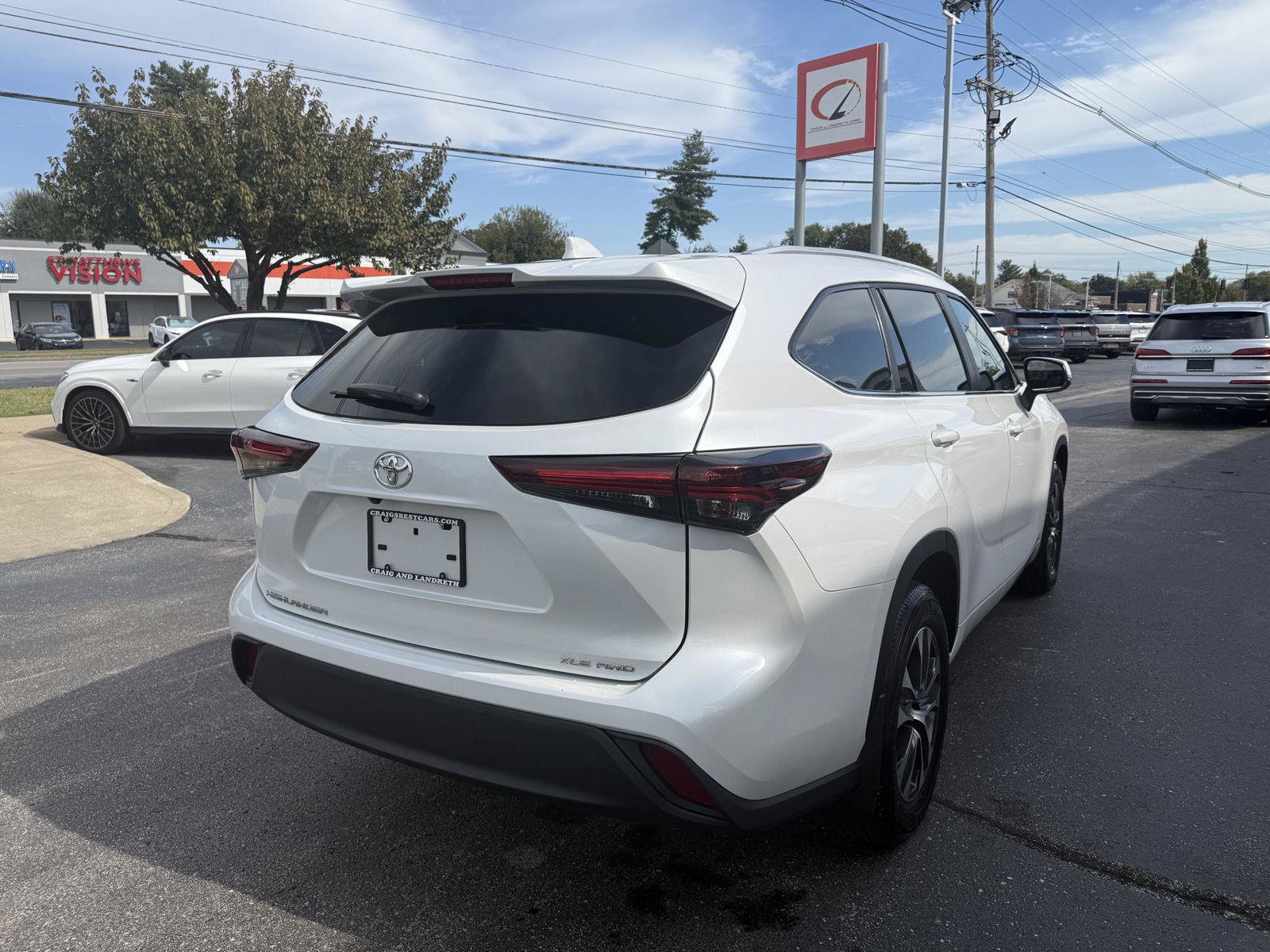 Used 2026 Toyota Highlander XLE AWD/4WD image 8