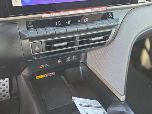 New 2026 Toyota Camry SE FWD image 20