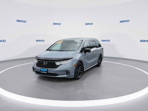 Used 2023 Honda Odyssey Sport image 3
