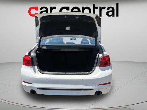 Used 2020 BMW 530i w/ Convenience Package RWD image 9