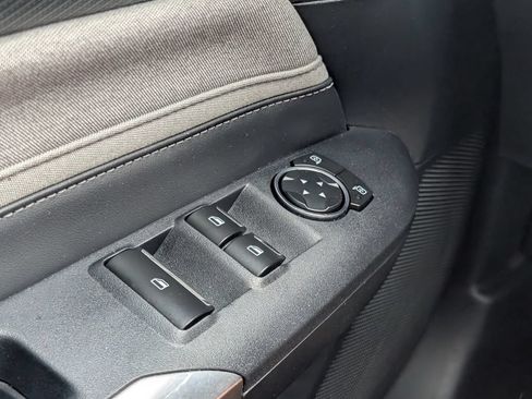 Used 2024 Ford Mustang Convertible RWD image 13