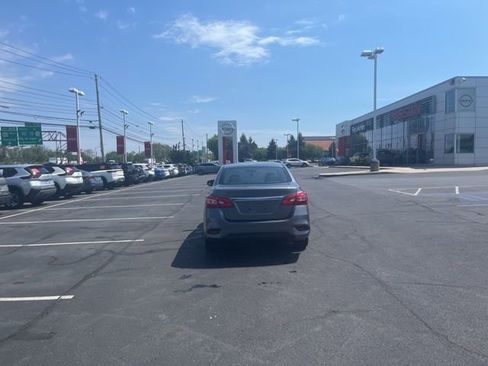 Used 2017 Nissan Sentra S FWD image 13