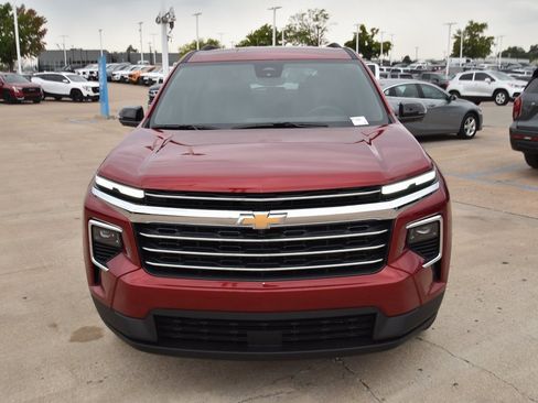 New 2026 Chevrolet Traverse LT w/ Driver Confidence Package image 2