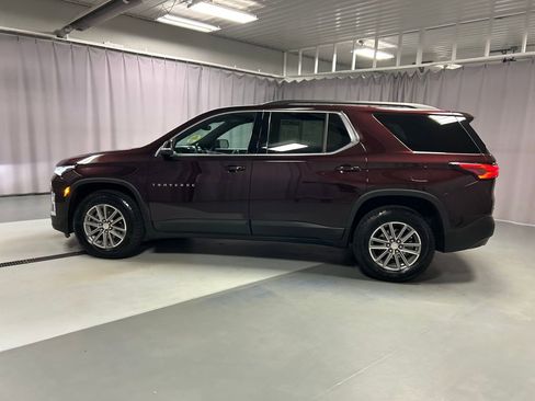 Used 2023 Chevrolet Traverse LT FWD image 4
