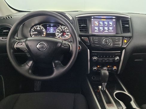 Used 2019 Nissan Pathfinder S FWD image 22
