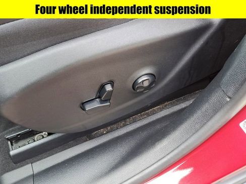 Used 2021 Jeep Cherokee Latitude Lux w/ Comfort/Convenience Group image 21