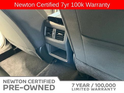 Used 2025 Nissan Rogue S FWD image 16