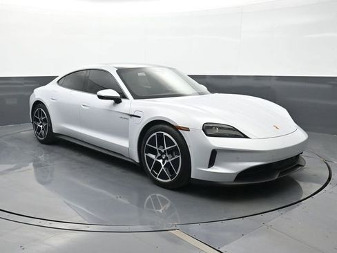 Certified 2025 Porsche Taycan AWD/4WD image 26