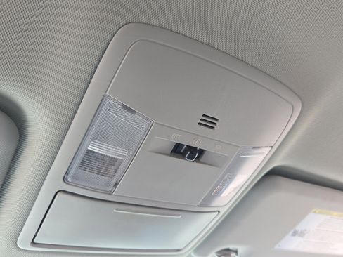 Used 2016 Toyota RAV4 LE image 33