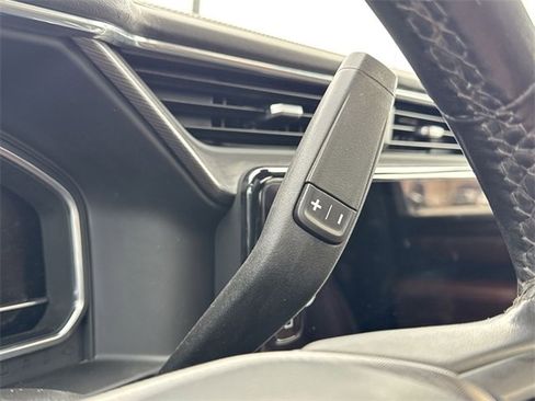 Used 2025 GMC Sierra 2500 Denali Ultimate image 13