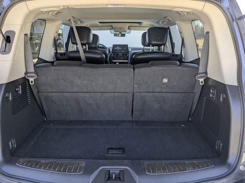 Used 2024 INFINITI QX80 Luxe image 31