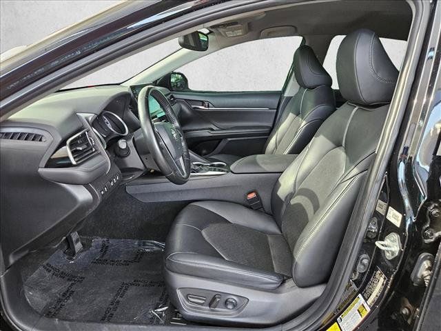 Used 2022 Toyota Camry XLE w/ Cold Weather Package FWD image 14